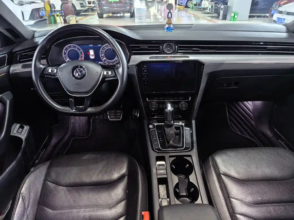 Volkswagen CC — миниатюра 6