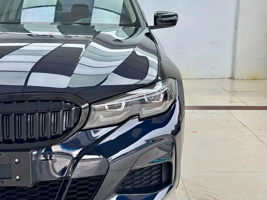 BMW 3 Series — миниатюра 4