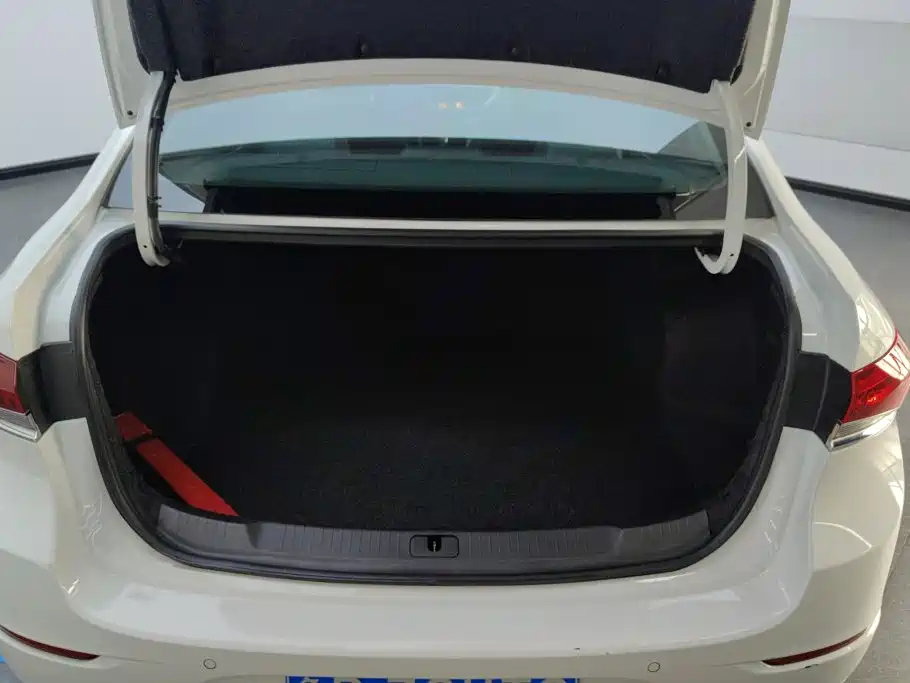 Buick Excelle — миниатюра 4