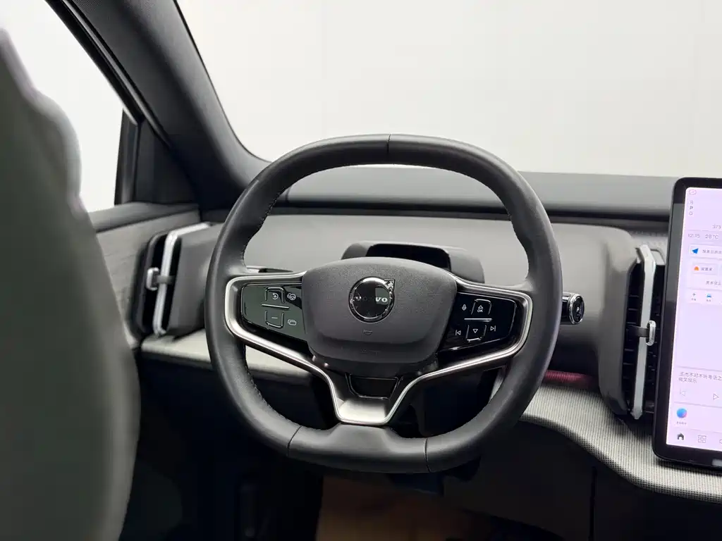 Volvo EX30 — миниатюра 15