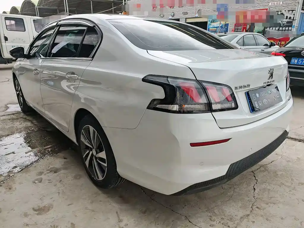 Peugeot 408 — миниатюра 4