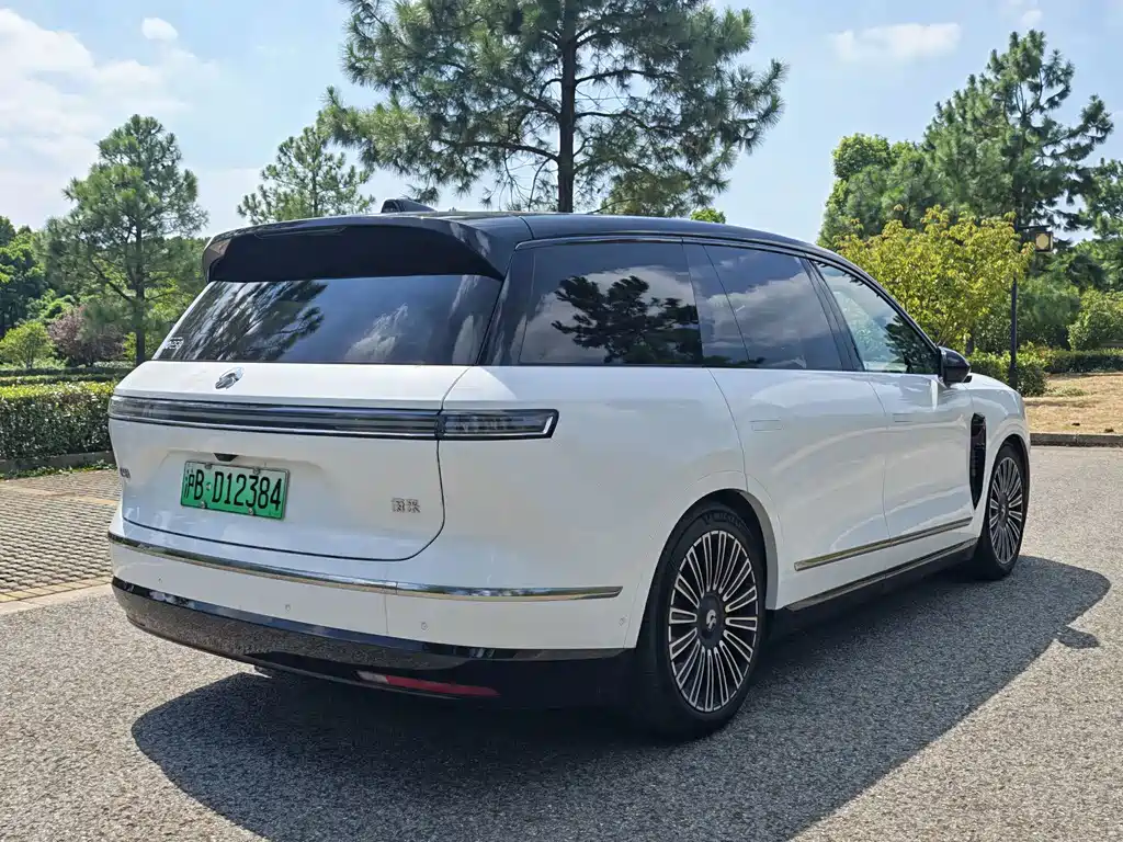 NIO ES8 — миниатюра 24