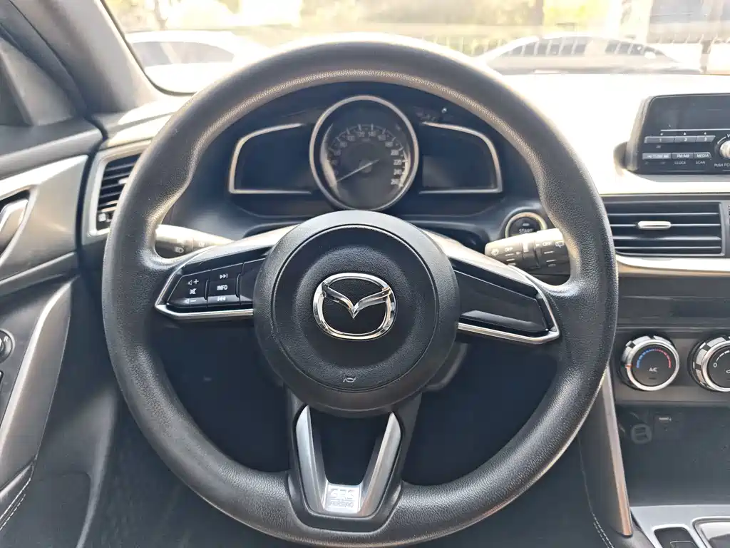 Mazda CX-4 — миниатюра 13