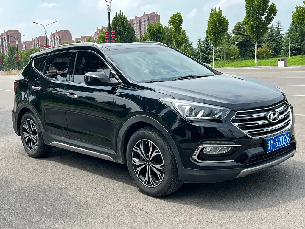 Hyundai Santa Fe — миниатюра 3