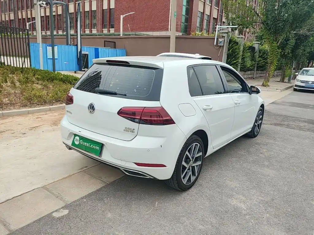 Volkswagen Golf — миниатюра 7