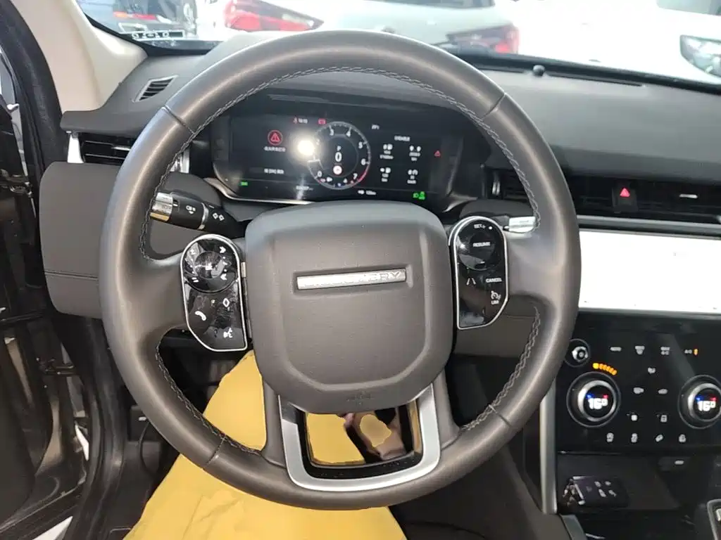 Land Rover Discovery Sport — миниатюра 11