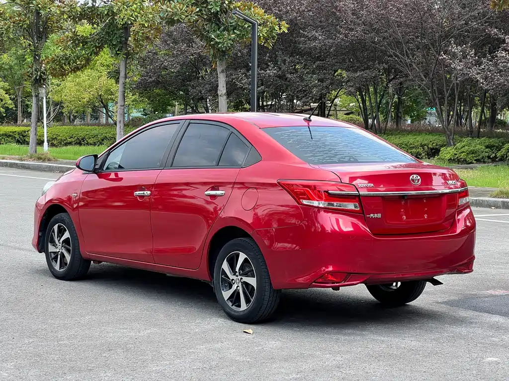 Toyota Vios — миниатюра 4