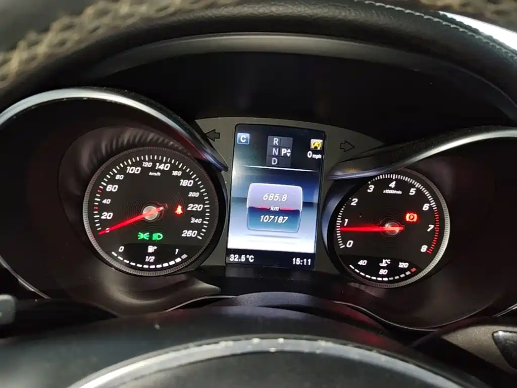 Mercedes-Benz C-Class — миниатюра 12
