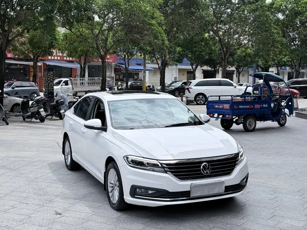 Volkswagen Lavida — миниатюра 3