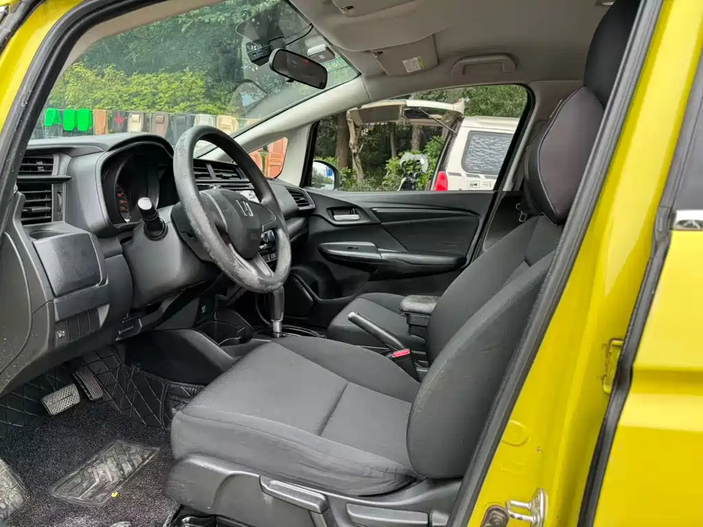 Honda Fit — миниатюра 4