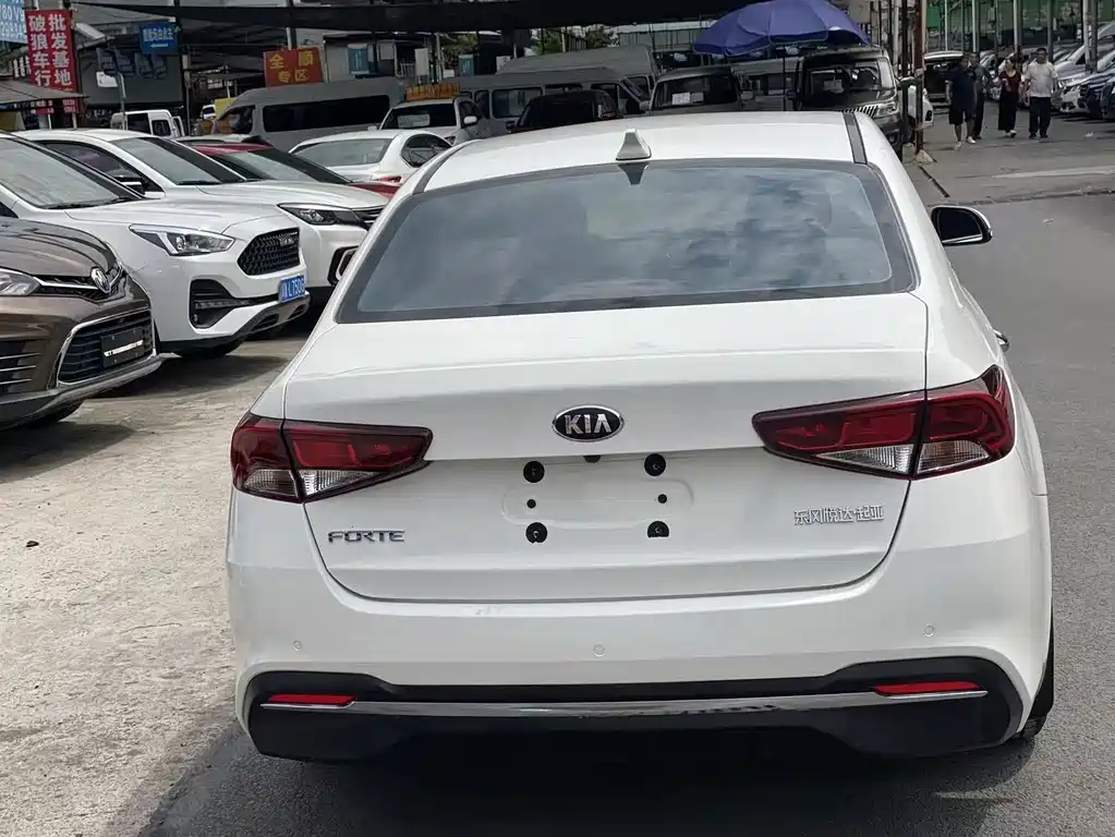 Kia Forte — миниатюра 6