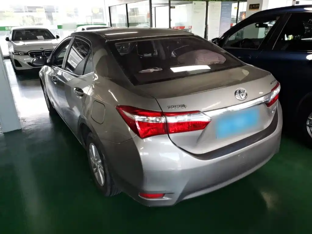 Toyota Corolla — миниатюра 5