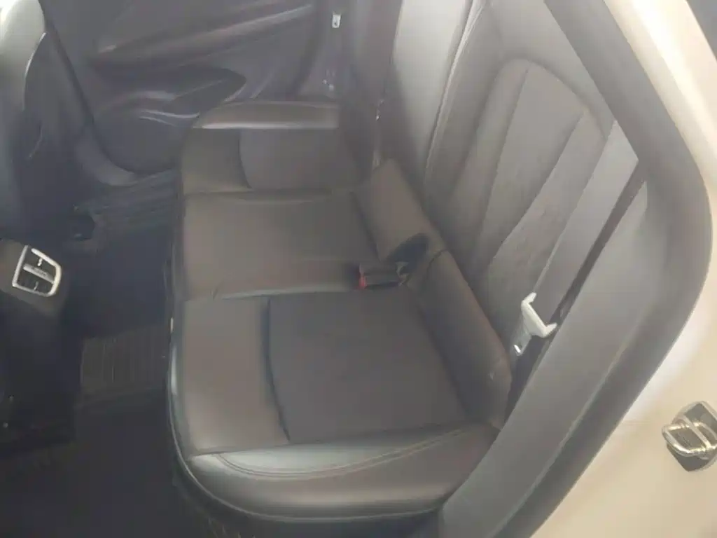 Buick Verano — миниатюра 17