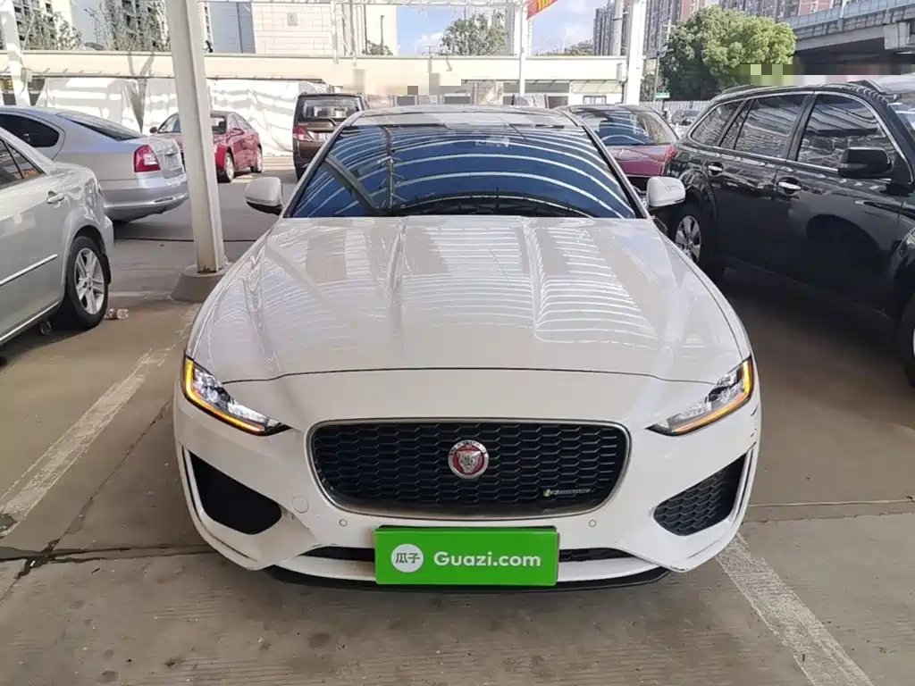 Jaguar XEL — миниатюра 3