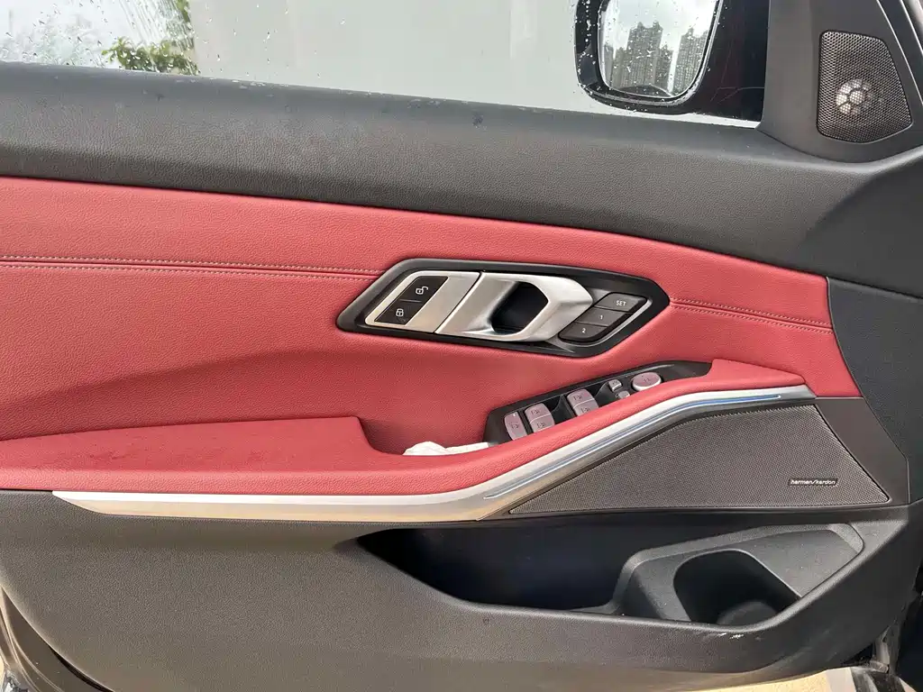 BMW 3 Series — миниатюра 8