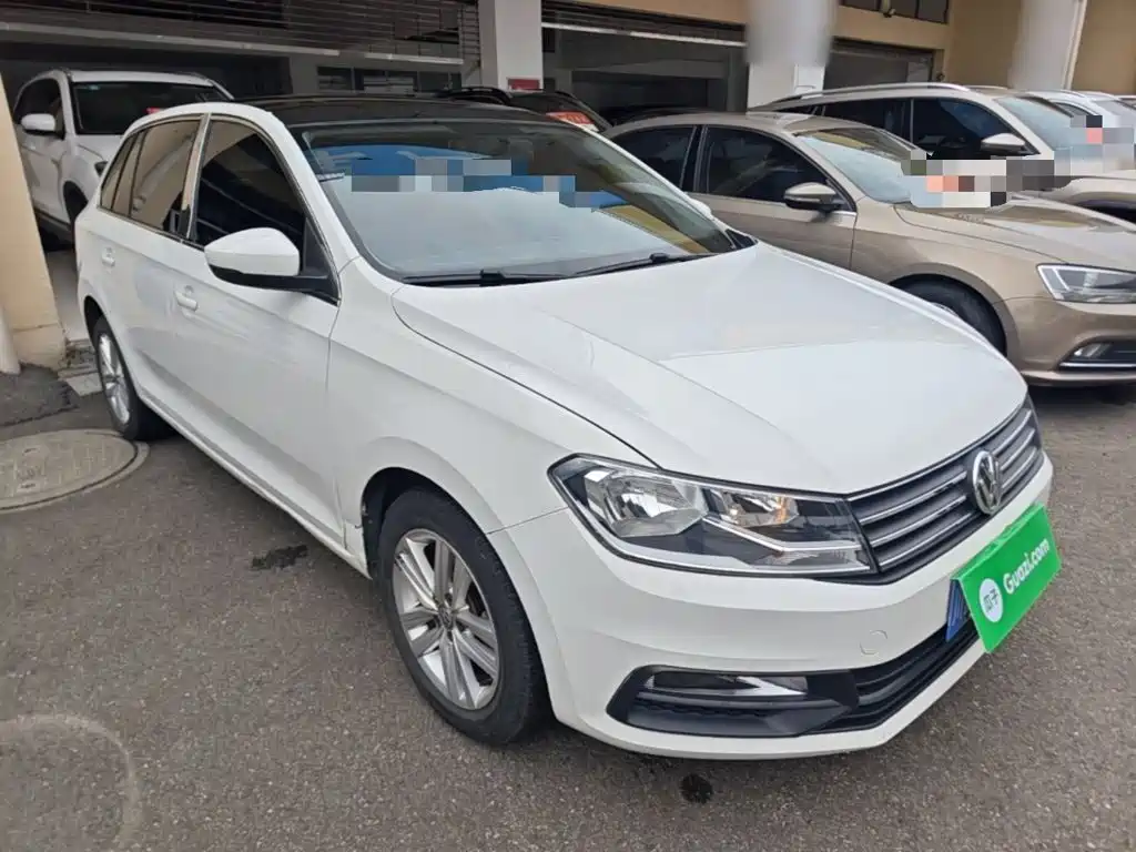 Volkswagen Santana — миниатюра 4