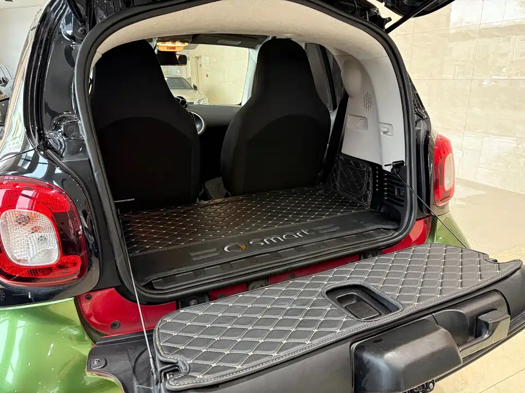 smart Smart Fortwo — миниатюра 17