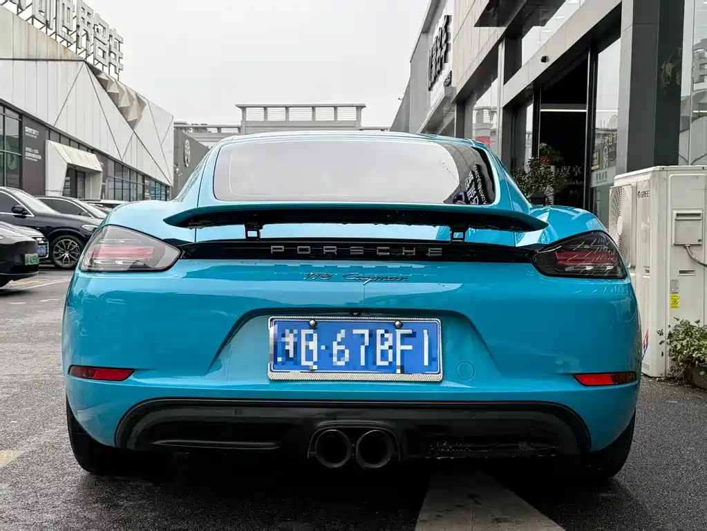 PORSCHE 718