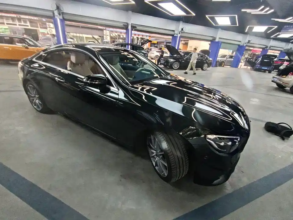 Mercedes-Benz E-Class (Import) — миниатюра 6