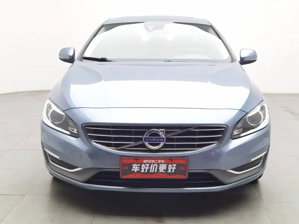 Volvo S60 — миниатюра 3