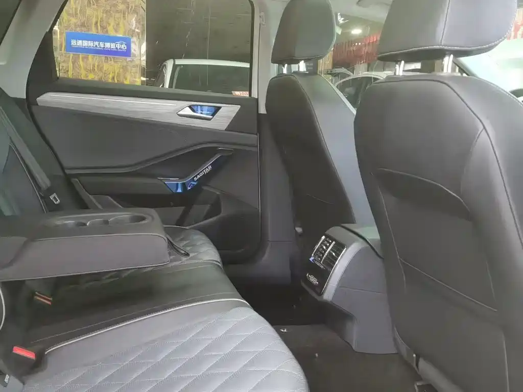 Volkswagen Sagitar 2024 300TSI DSG