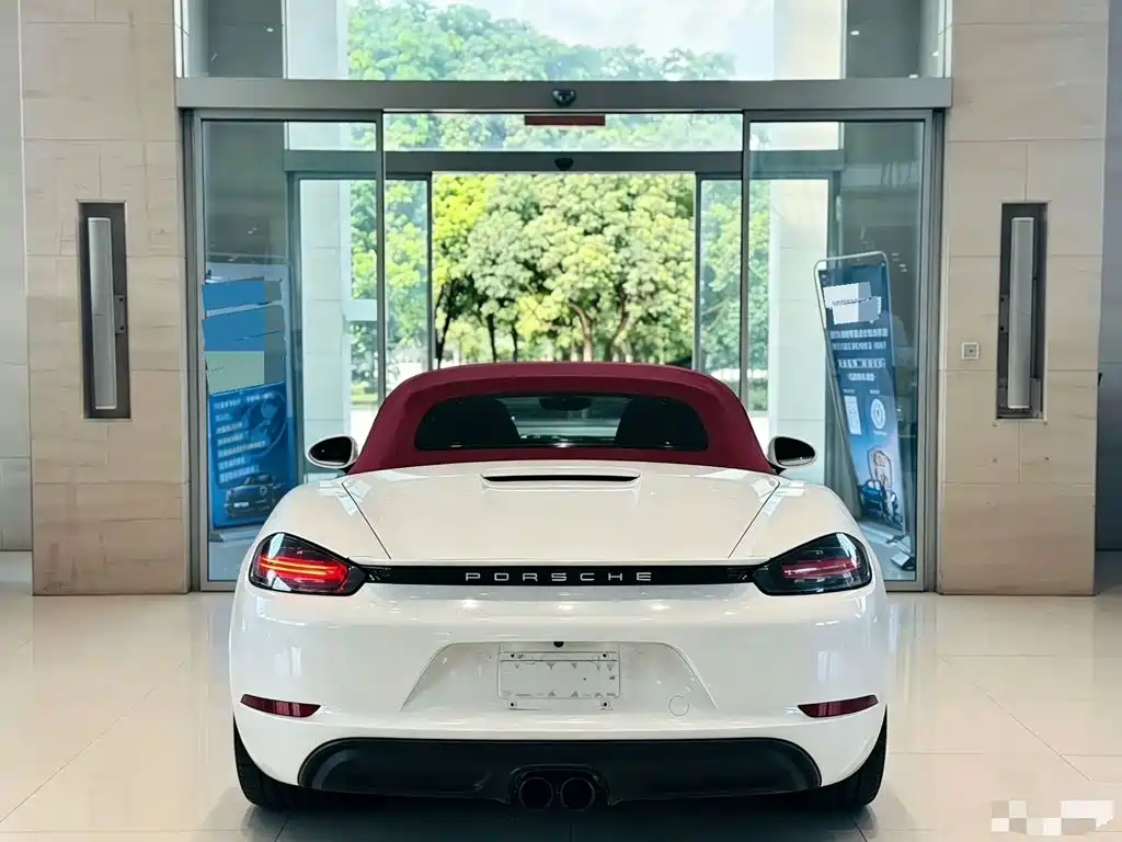 Porsche 718 2022 Boxster 2.0T