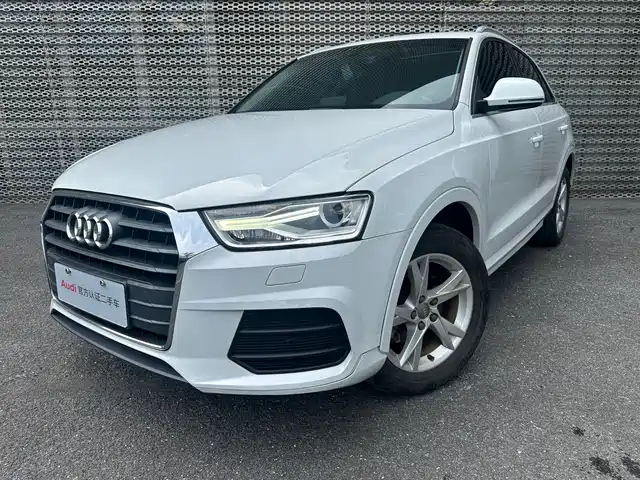 AUDI  Q3 2017