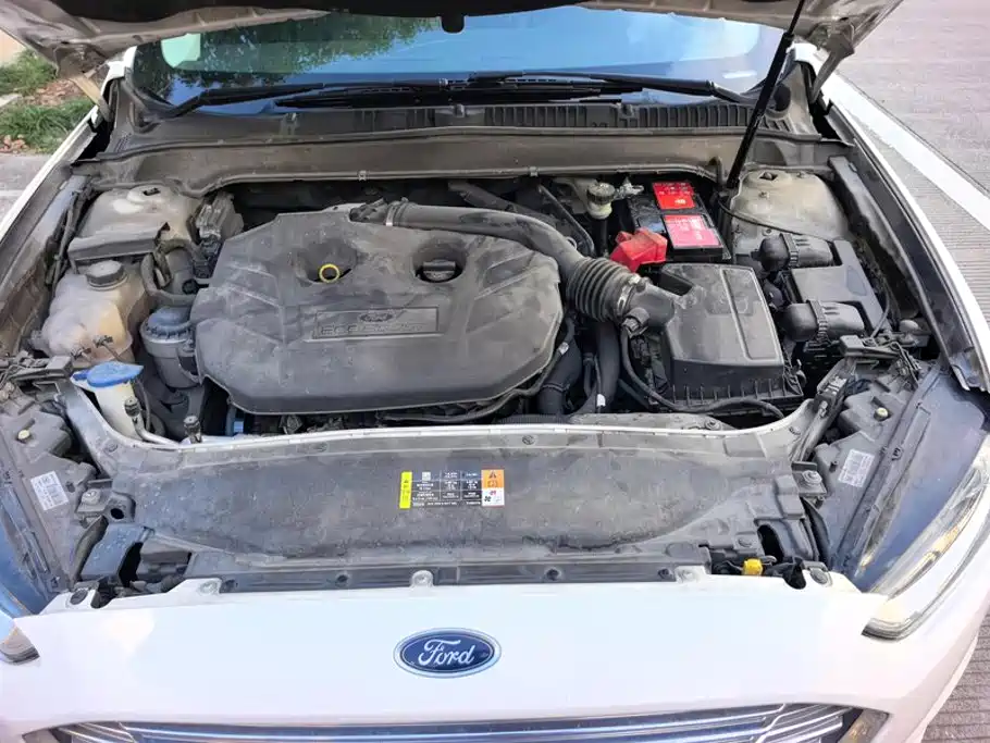 Ford Mondeo — миниатюра 10