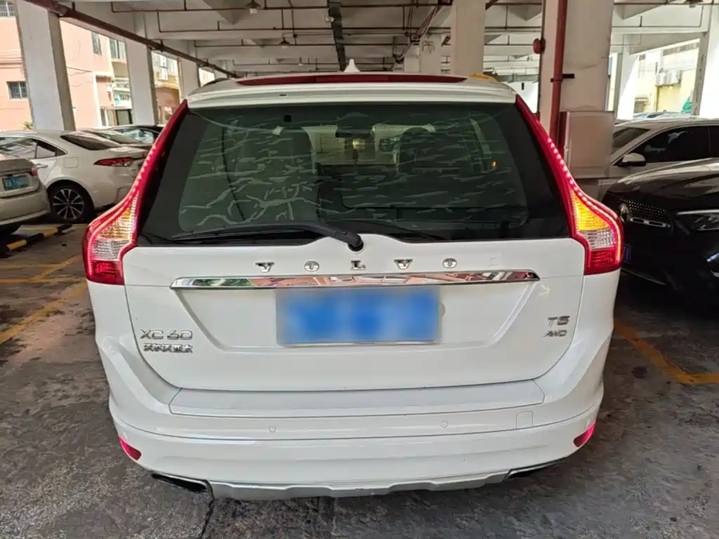 Volvo XC60 — миниатюра 6