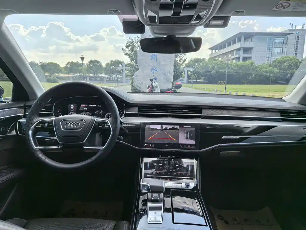 Audi A8 — миниатюра 9