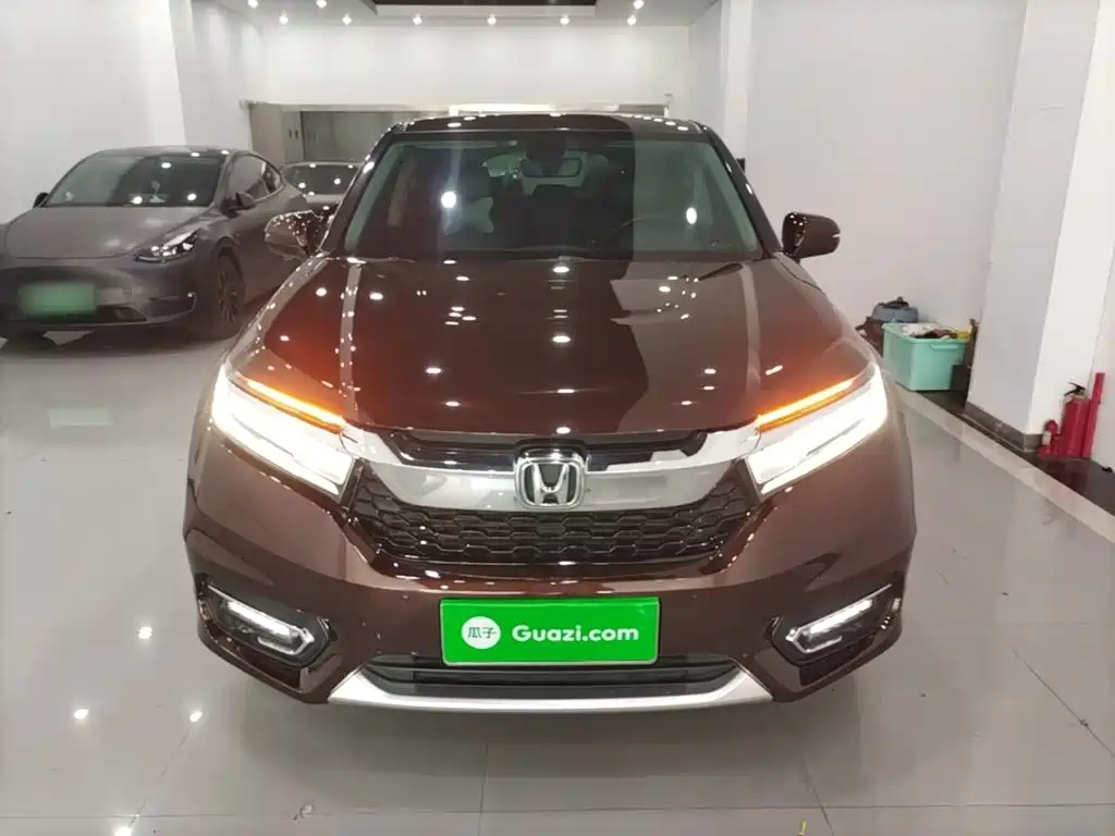 Honda Avancier — миниатюра 3
