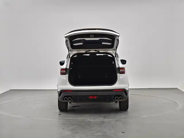 Geely Binyue — миниатюра 12