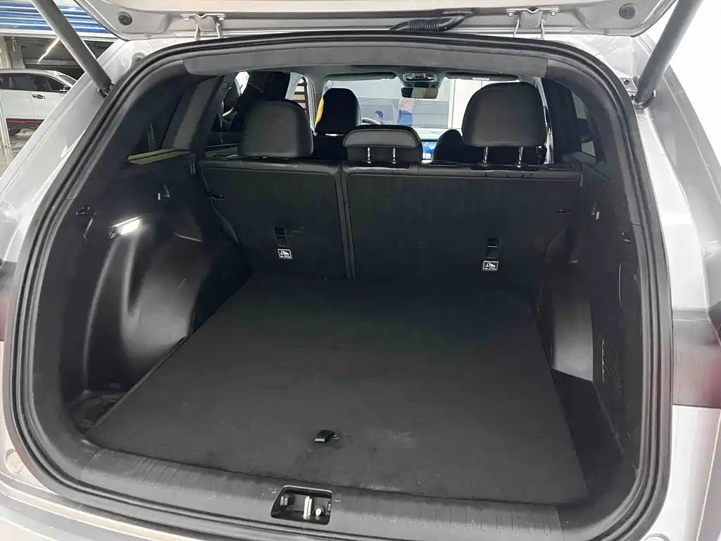 Geely Xingyue L — миниатюра 10
