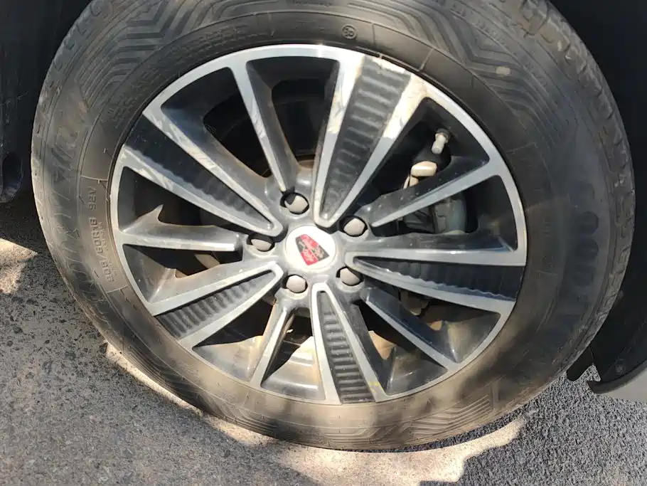 Roewe Ei5 — миниатюра 6