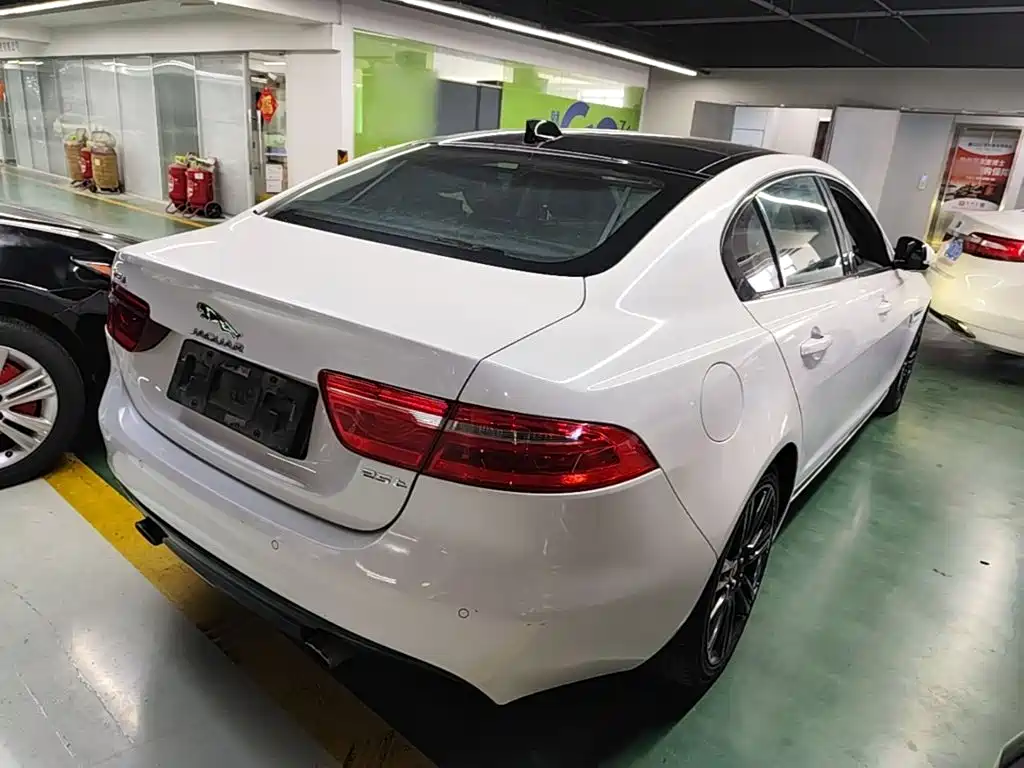 Jaguar XEL — миниатюра 7
