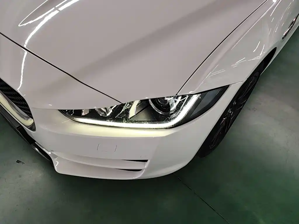 Jaguar XEL — миниатюра 24