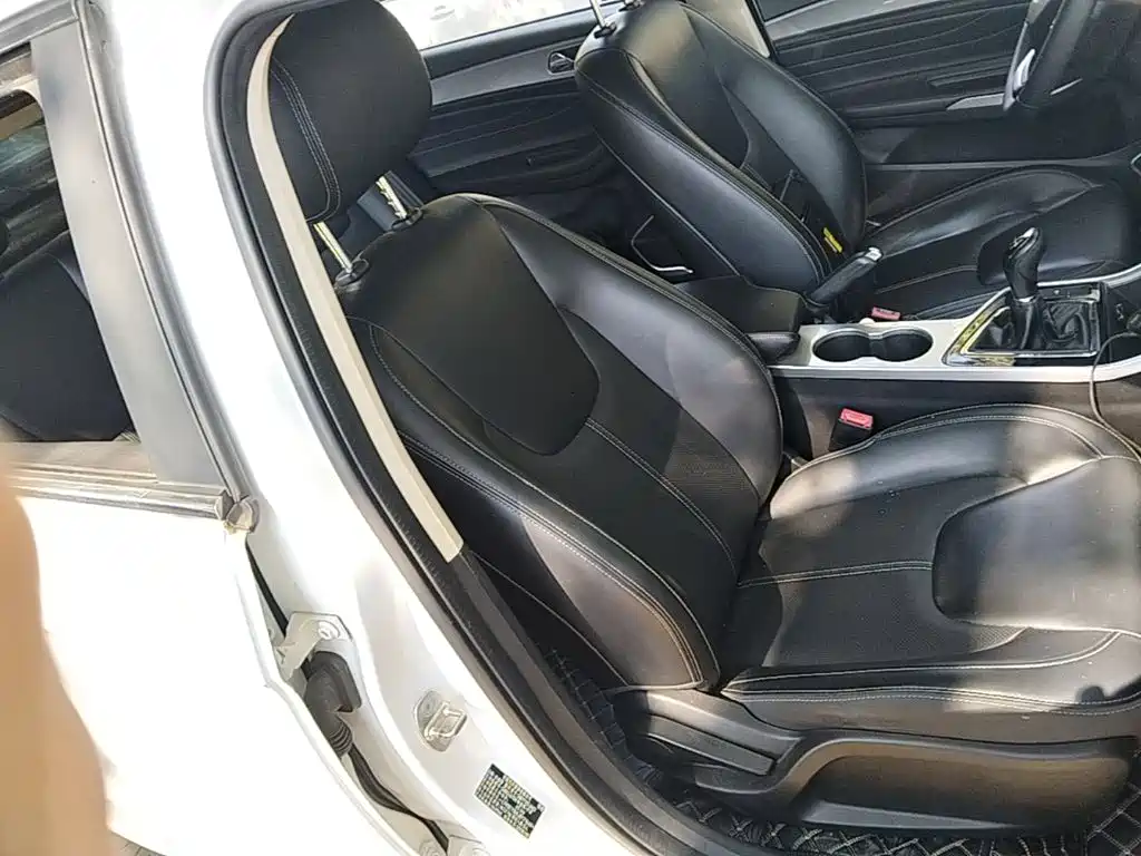 Chery Arrizo 5 — миниатюра 25