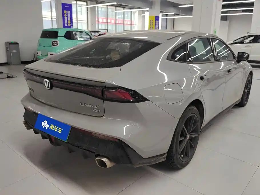 Changan UNI-V iDD — миниатюра 3