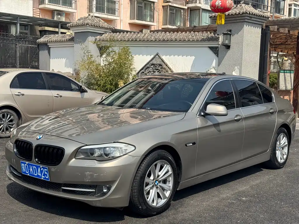 BMW 5 Series 2011
