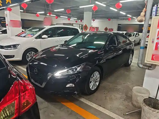 NISSAN TEANA 2019