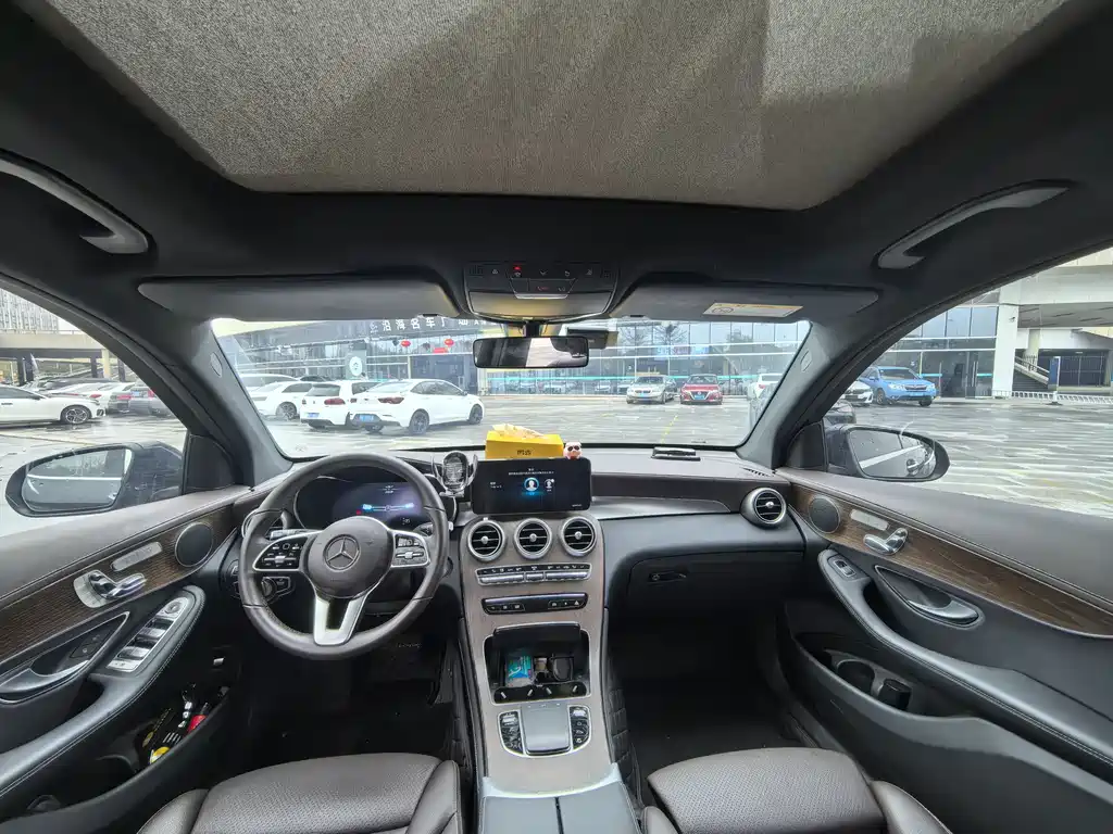 Mercedes-Benz GLC 2021 GLC 260 L 4MATIC Luxury