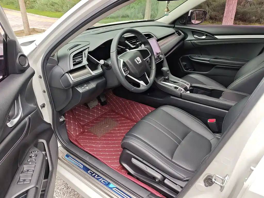 Honda Civic — миниатюра 4