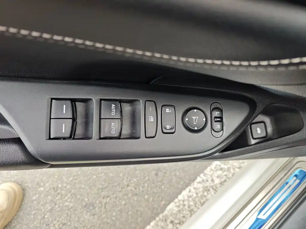 Honda Civic — миниатюра 5