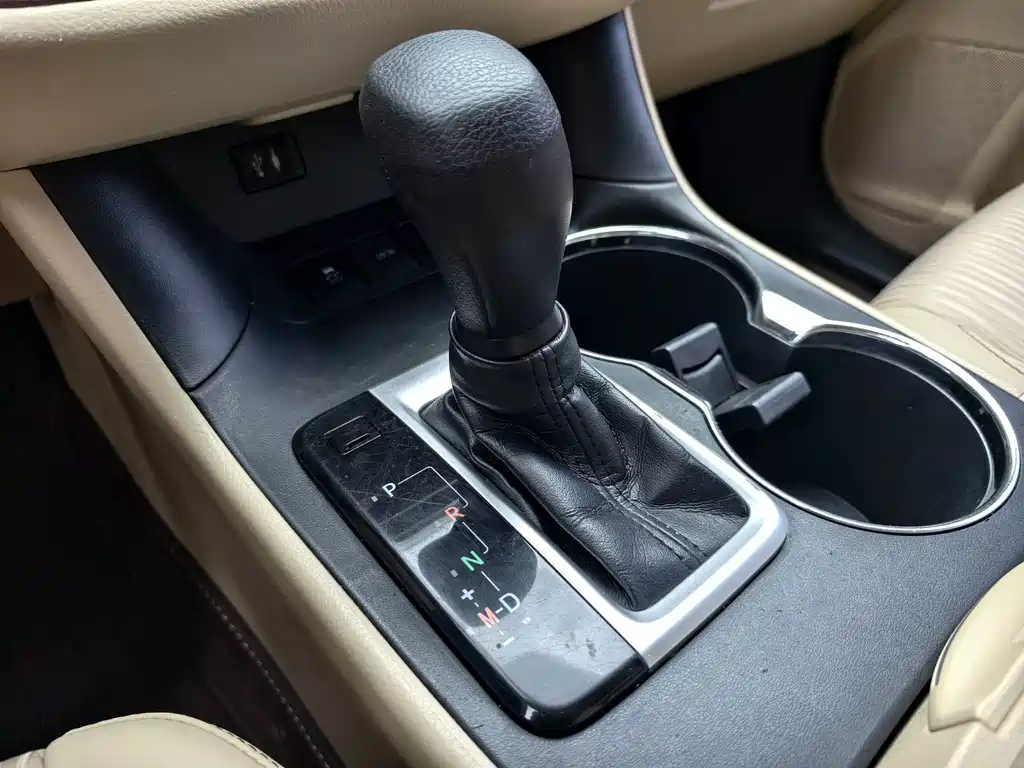 Toyota Highlander — миниатюра 10