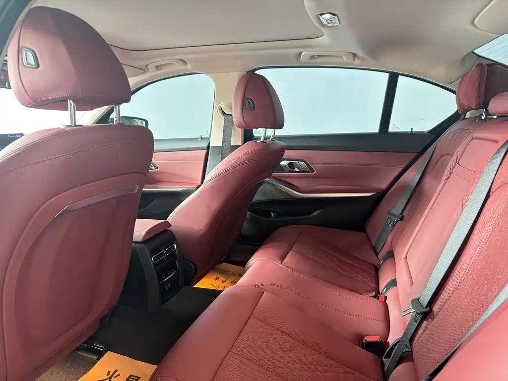 BMW i3 — миниатюра 6