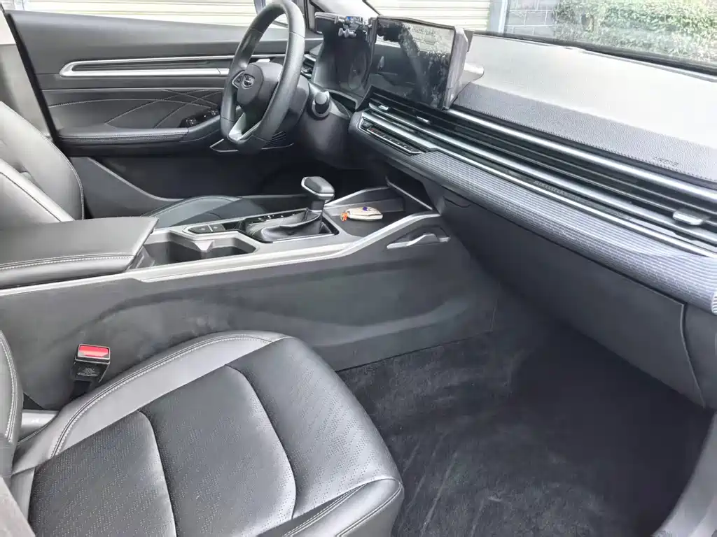 GEELY AUTOMOBILE EMGRAND