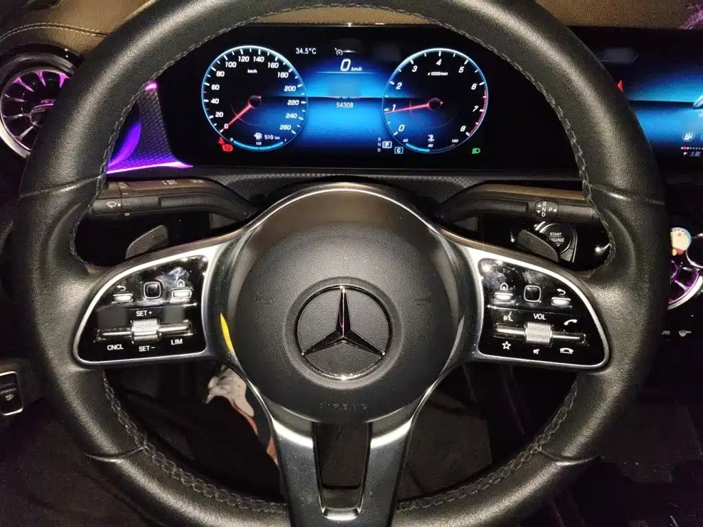 Mercedes-Benz A-Class — миниатюра 3