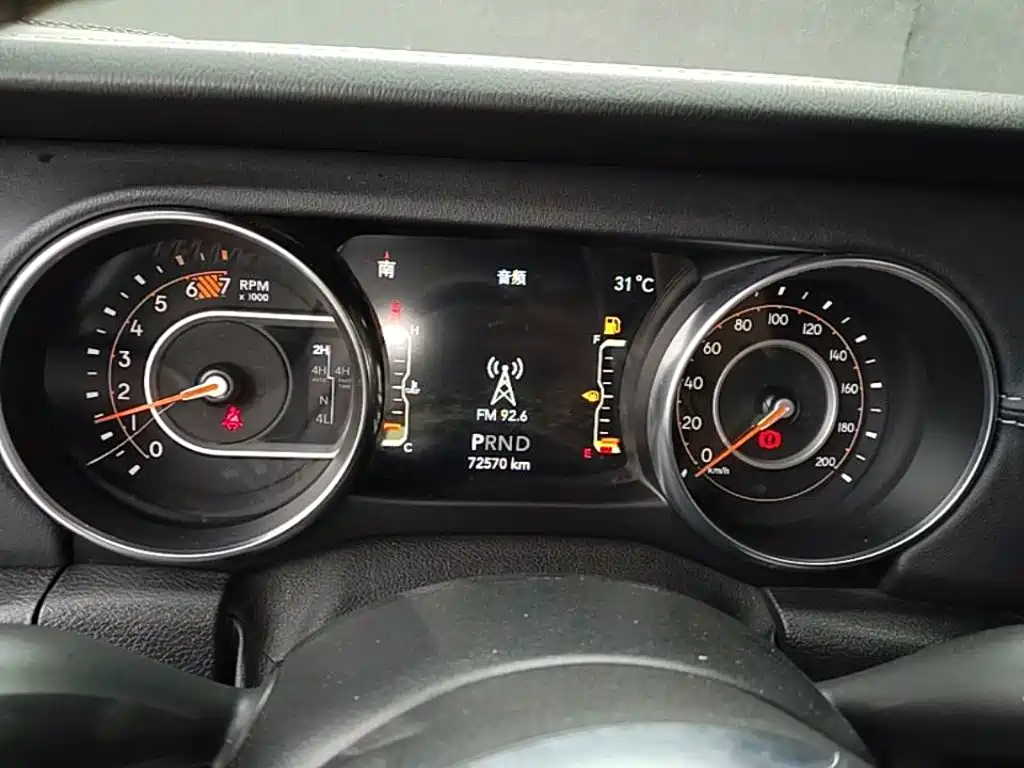 Jeep Wrangler — миниатюра 12