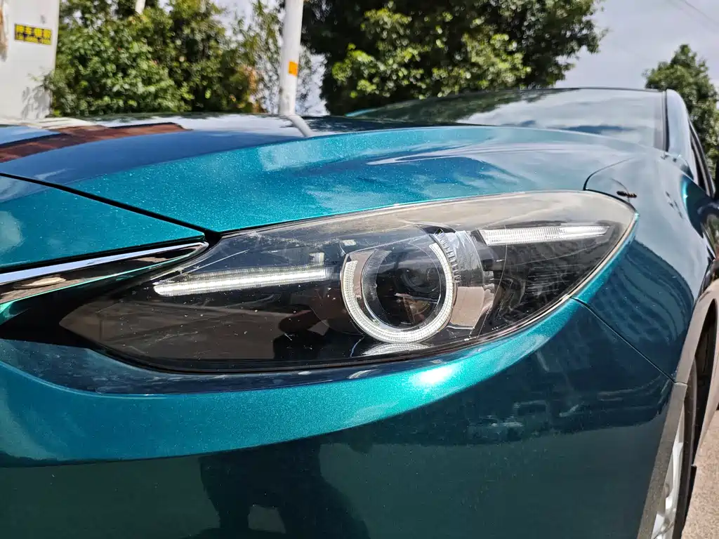 Mazda 3 Axela — миниатюра 11