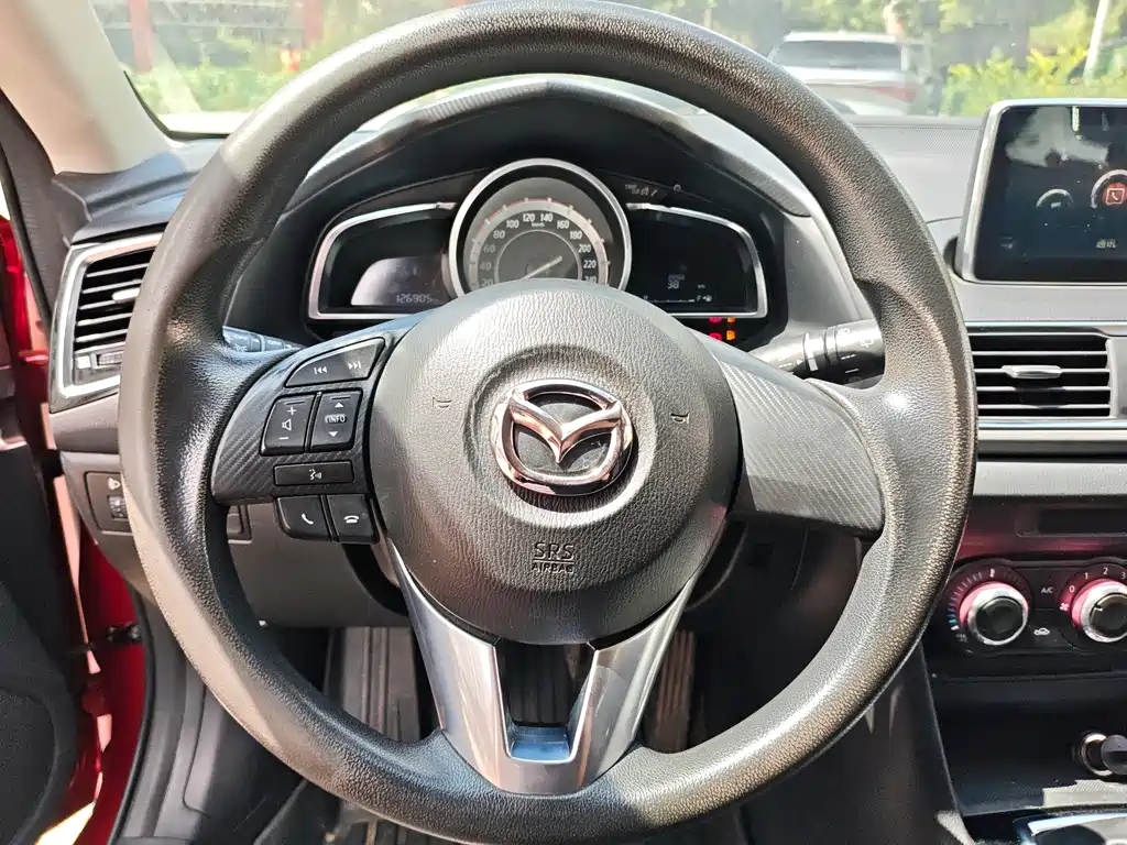 Mazda 3 Axela — миниатюра 9